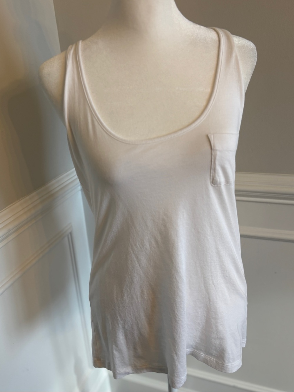 Classic White Scoop Neck Pocket Tank